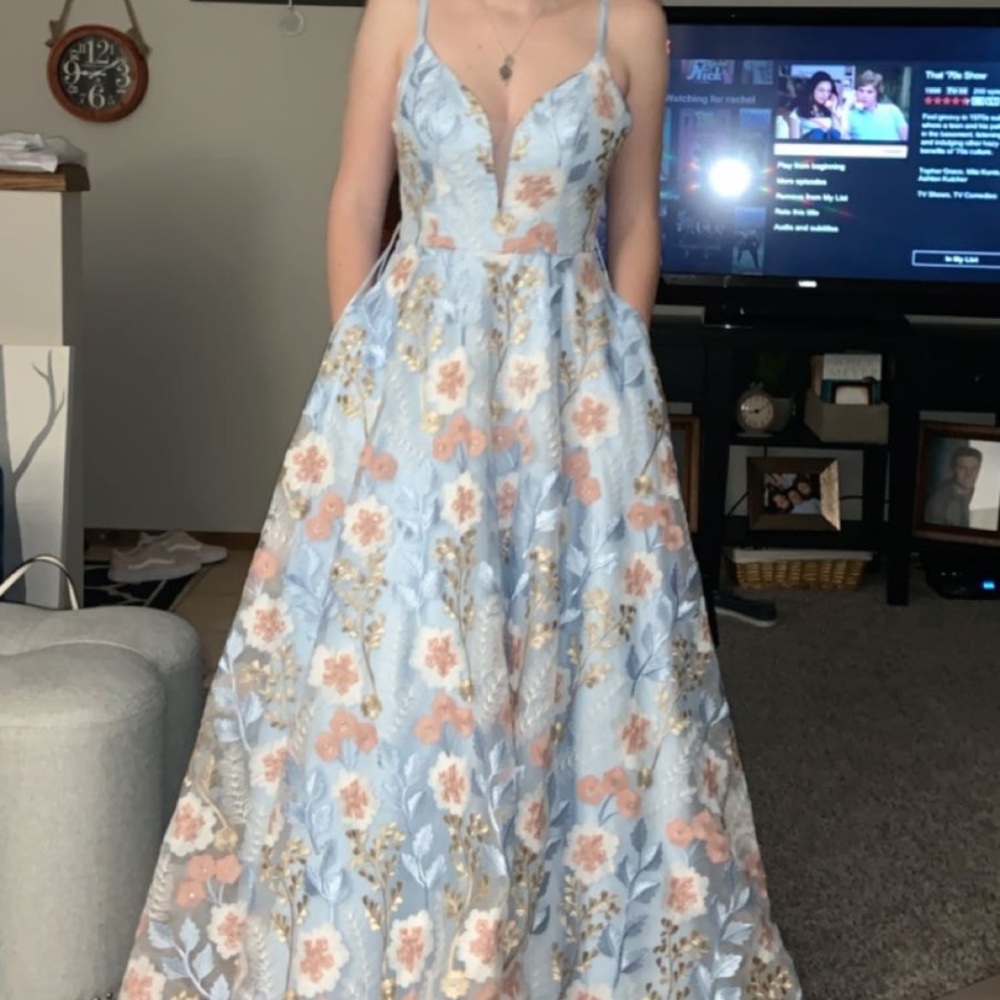 ELAINES BRIDAL FLORAL PROM DRESS!